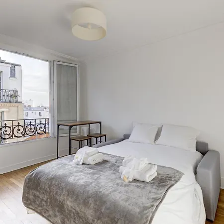568 Dulong - Superbe Parisien Paris